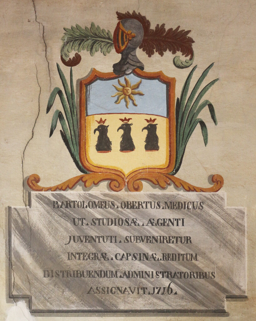 Stemma dipinto sulle pareti della sede dell'Opera Pia Oberto, della famiglia del benefattore Bartolomeo Oberto di Cherasco