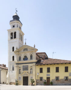 La chiesa di Sant'Iffredo a Cherasco, sede della Confraternita della Misericordia.